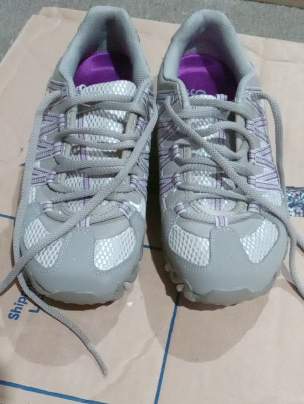 7 Womens Skechers sneakers